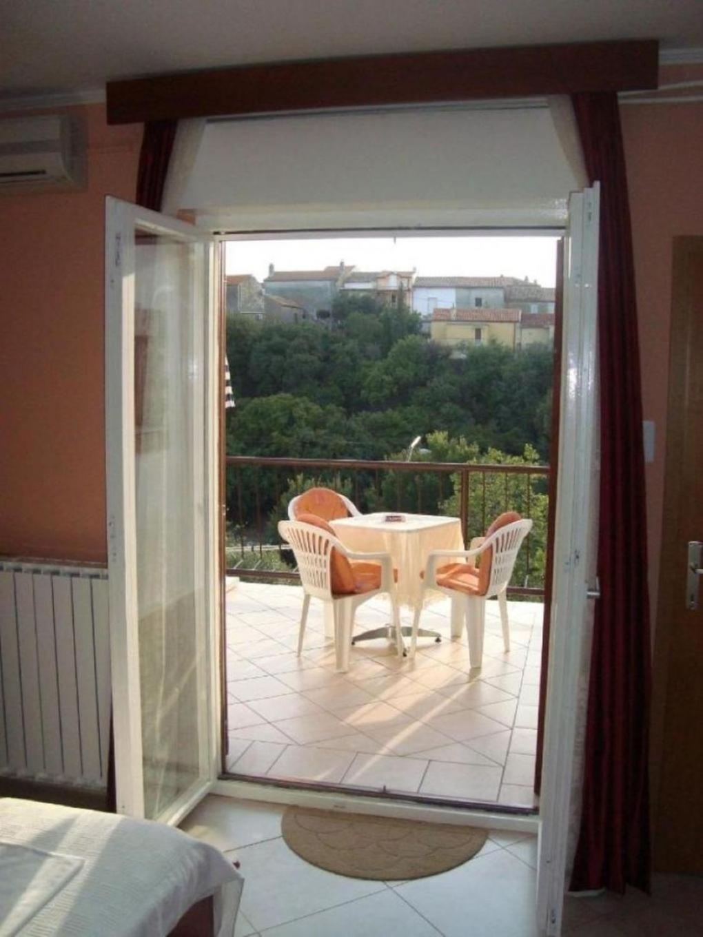 Apartment Marie Omišalj Dış mekan fotoğraf